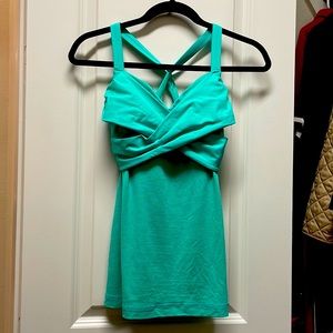 Lululemon crossover tank